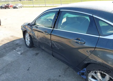 2018 Chevrolet Impala 1Fl z USA, uszkodzony, nr VIN 2G11X5S33J9164301